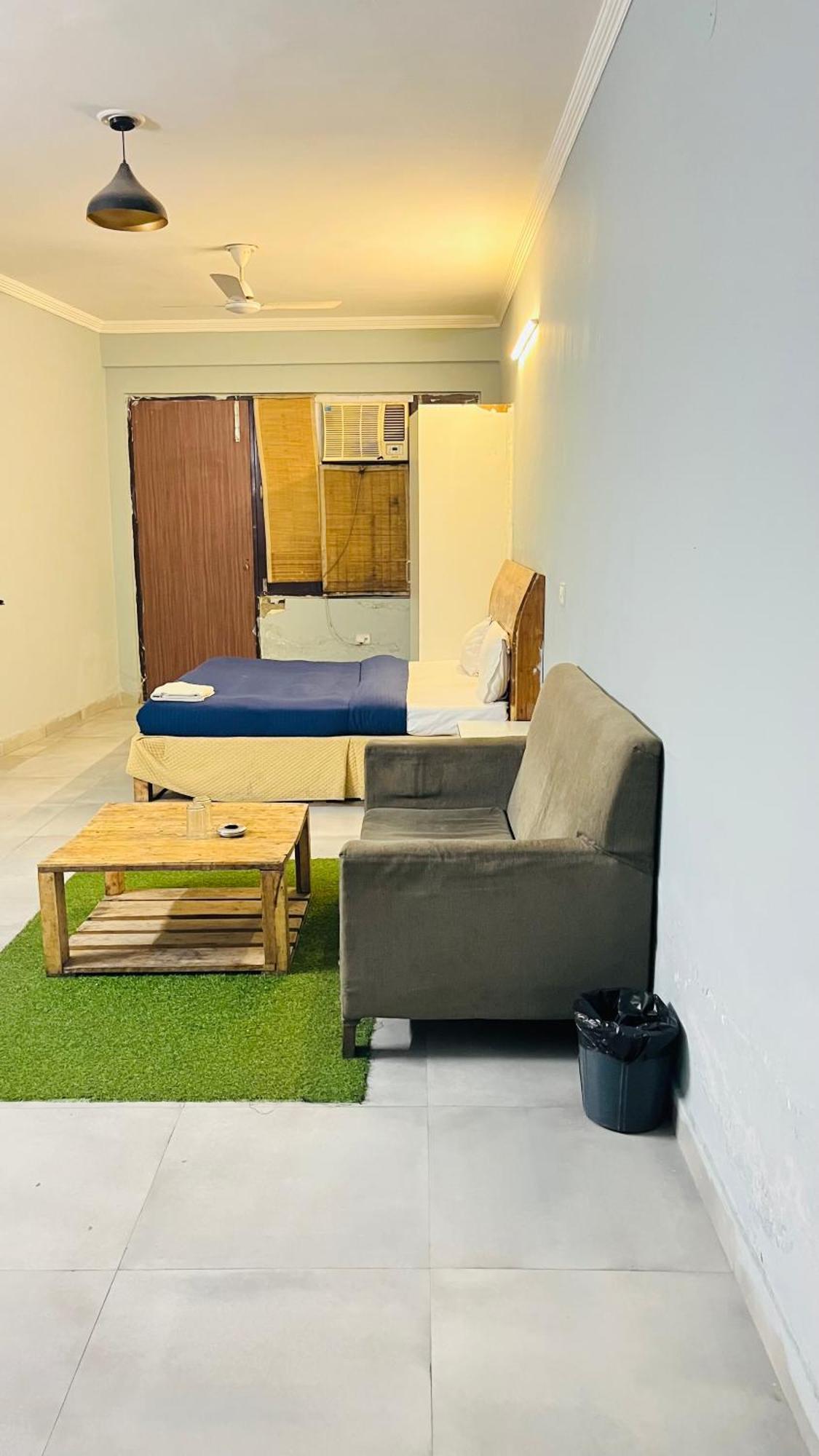 Dev Palace And - Near Igi Aiport Apartment
