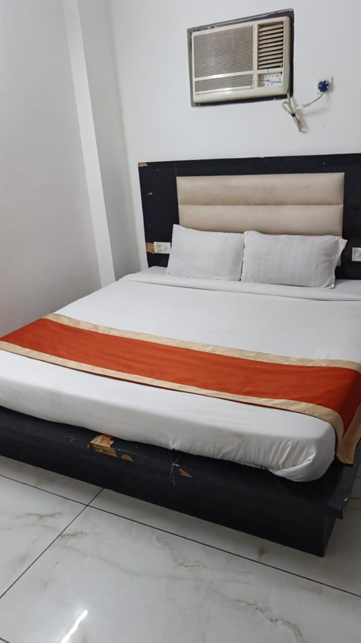 Apartment Dev Palace And - Near Igi Aiport *